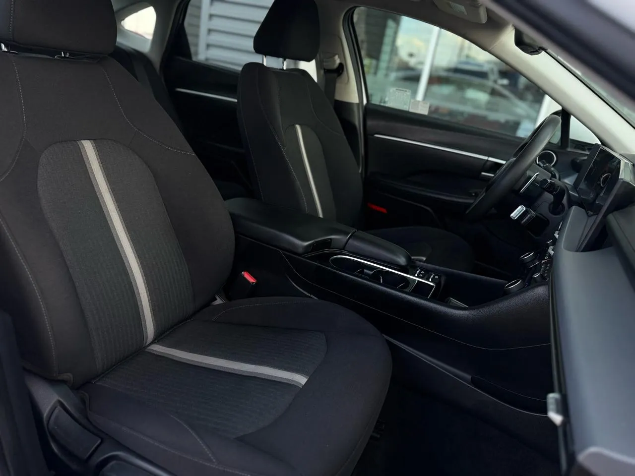 Hyundai Sonata photo 12