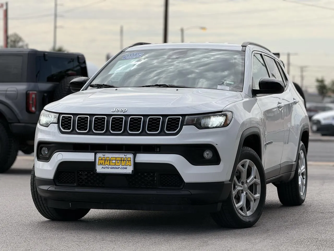 Jeep Compass photo 4