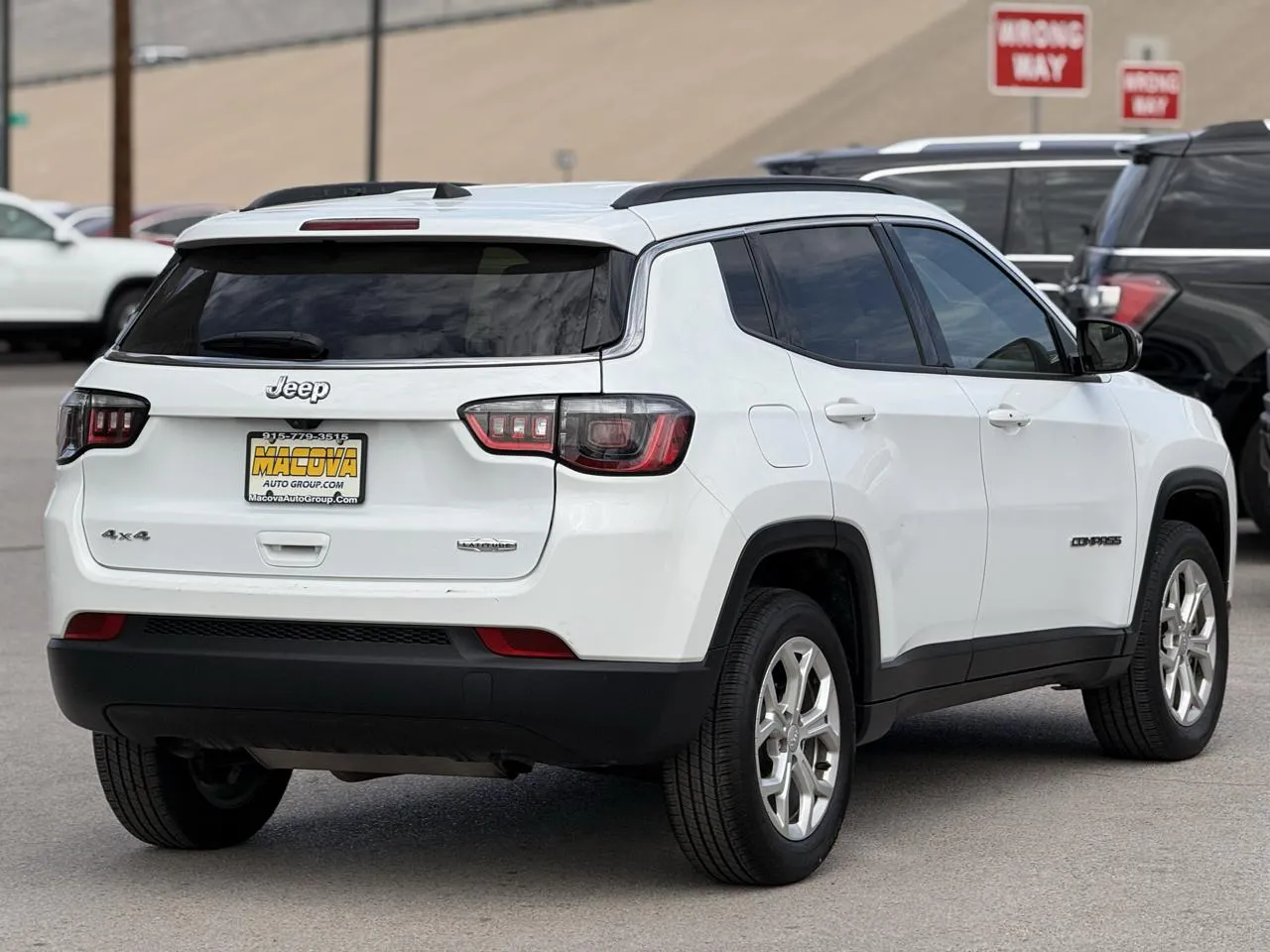 Jeep Compass photo 7