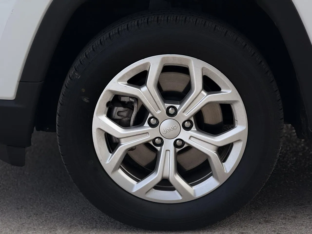 Jeep Compass photo 8