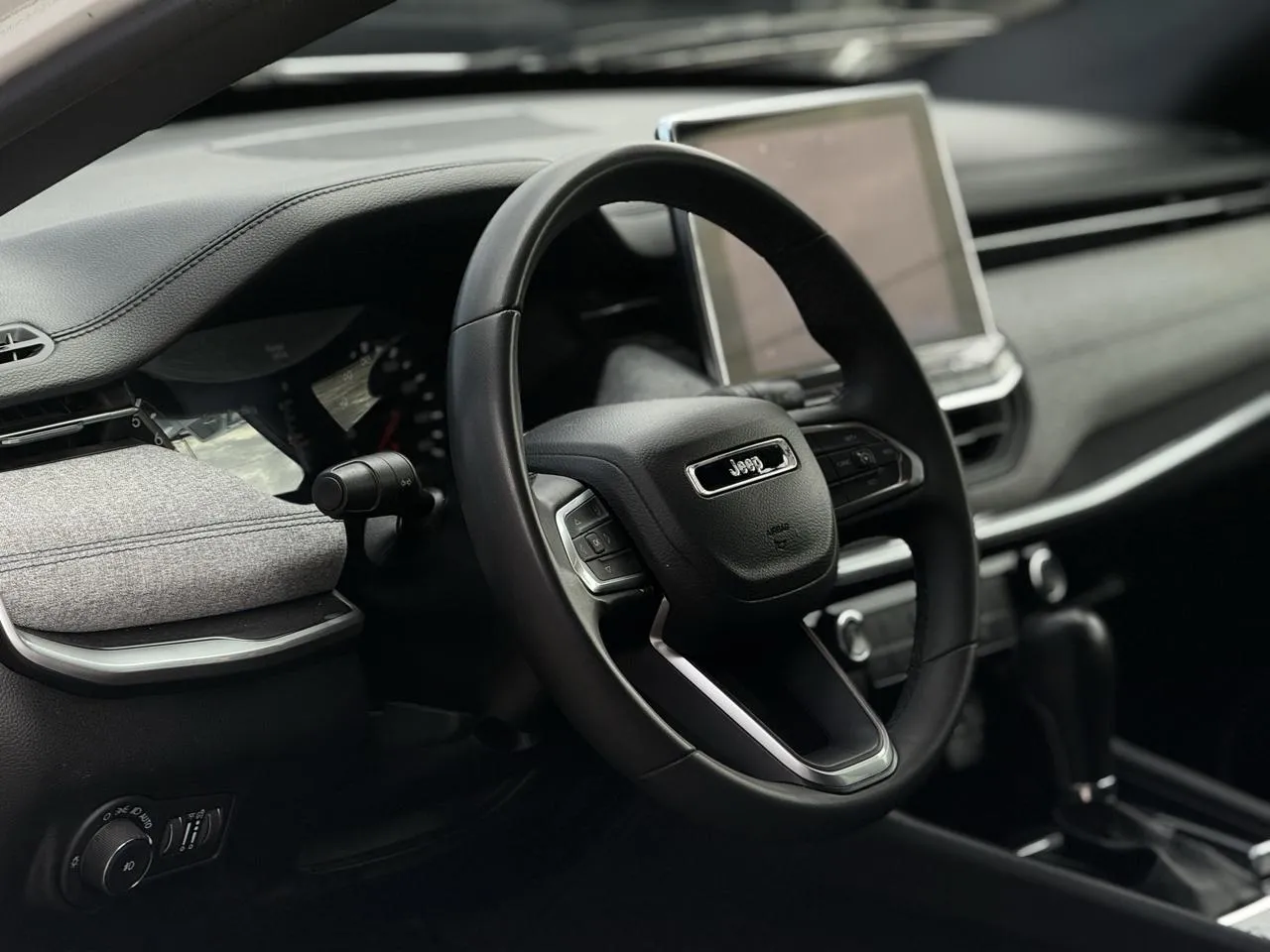 Jeep Compass photo 9