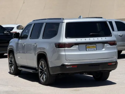 More photos of 2022 Jeep Wagoneer Series II at Macova Auto Group Inc., TX