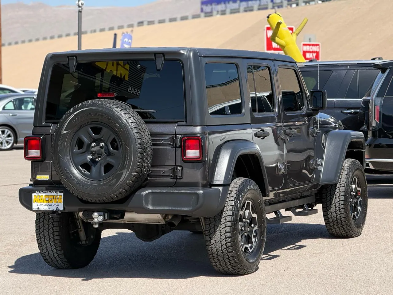 Jeep Wrangler photo 7