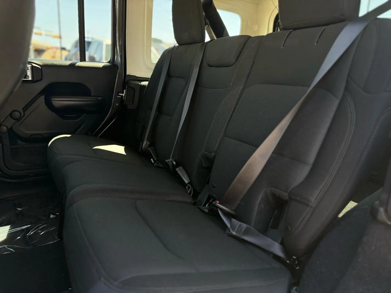 Jeep Wrangler photo 11