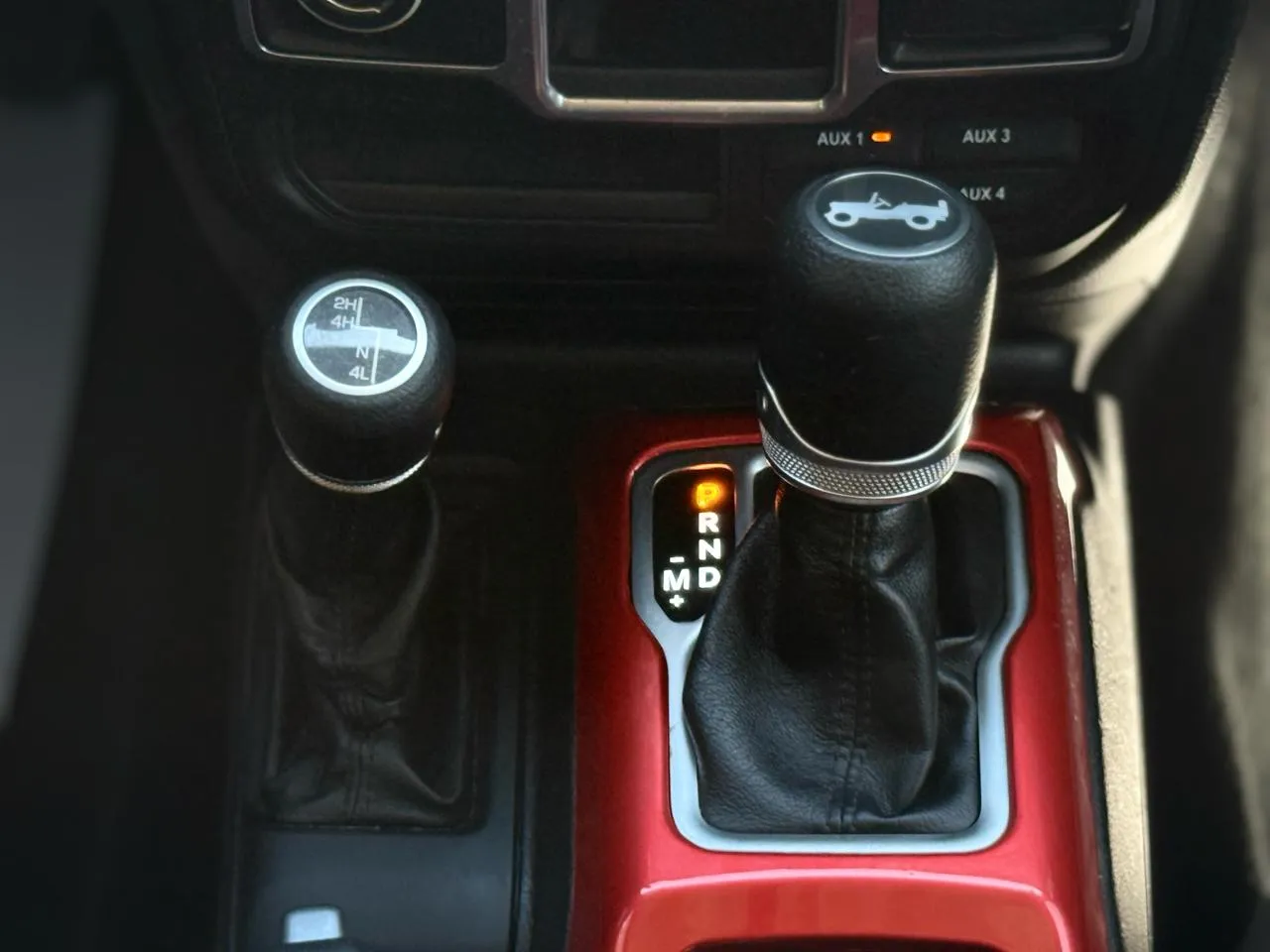 Jeep Wrangler photo 19