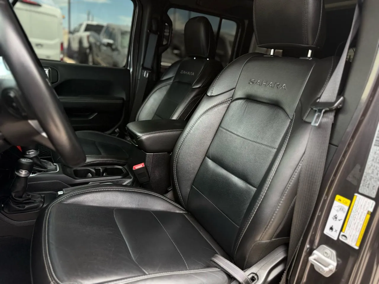 Jeep Wrangler photo 10