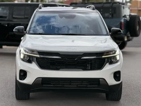 Another view of 2024 Kia Seltos X-Line for sale in El Paso, TX at Macova Auto Group Inc.