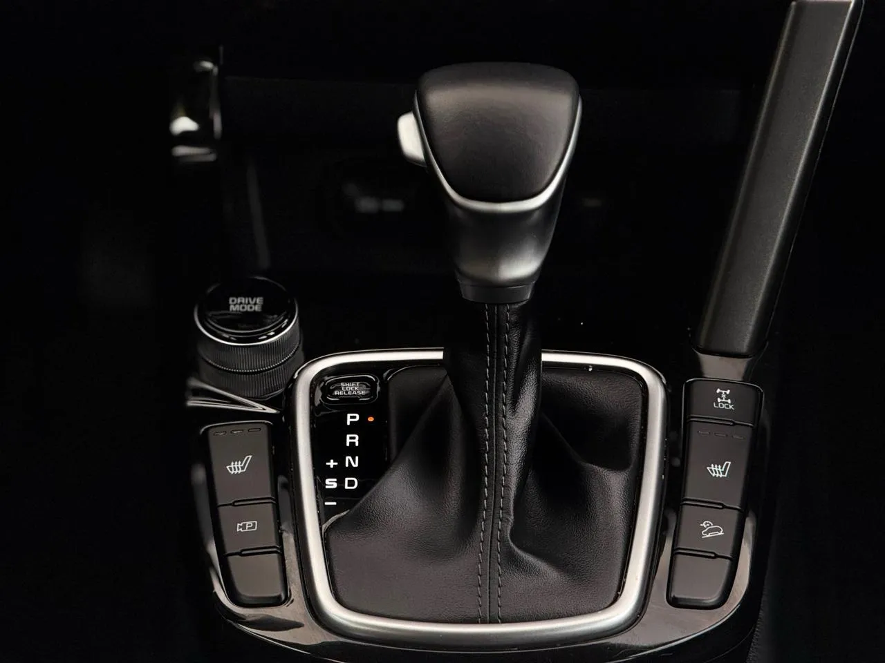 Kia Seltos photo 18