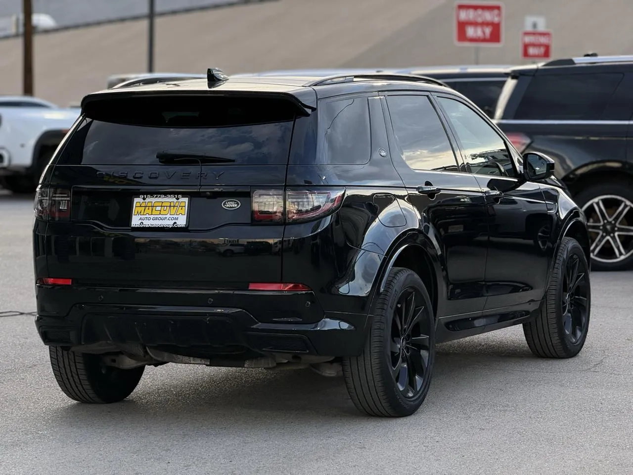 Land Rover Discovery Sport photo 7