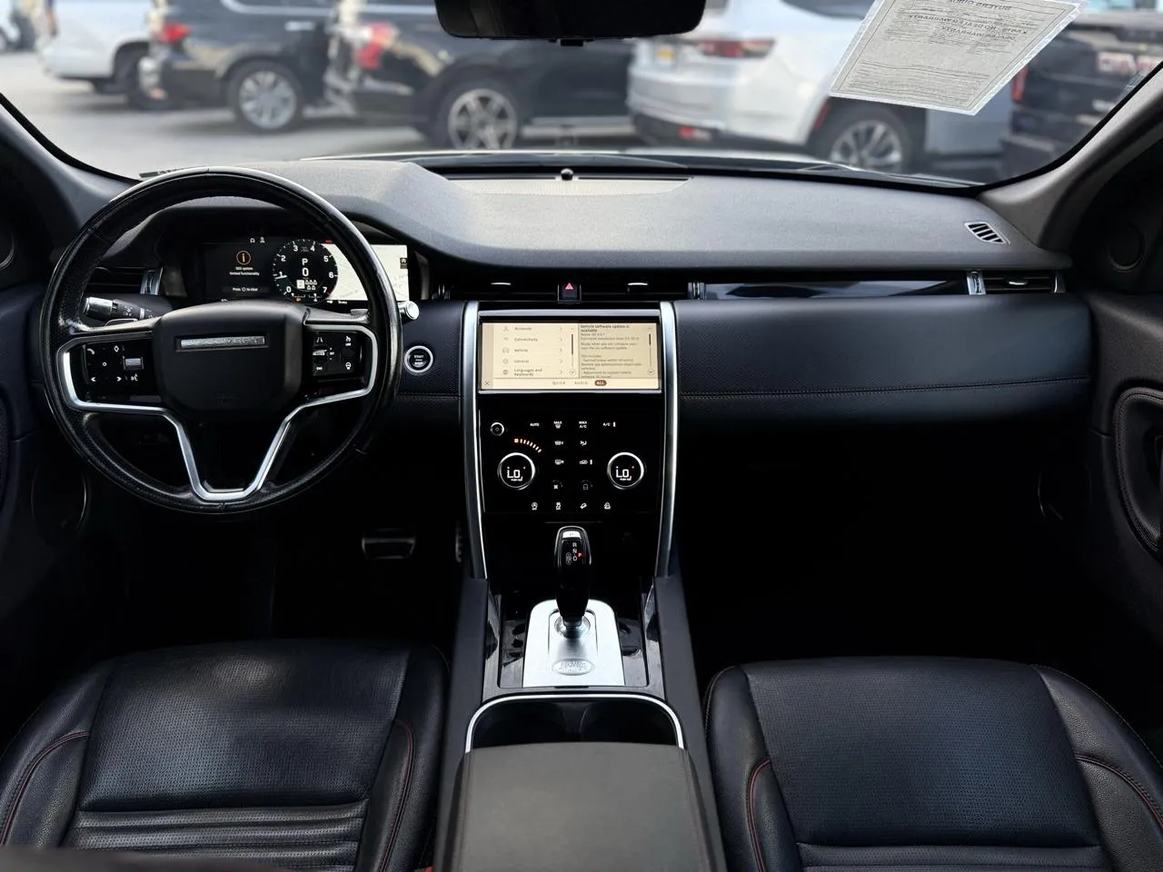 Land Rover Discovery Sport photo 15