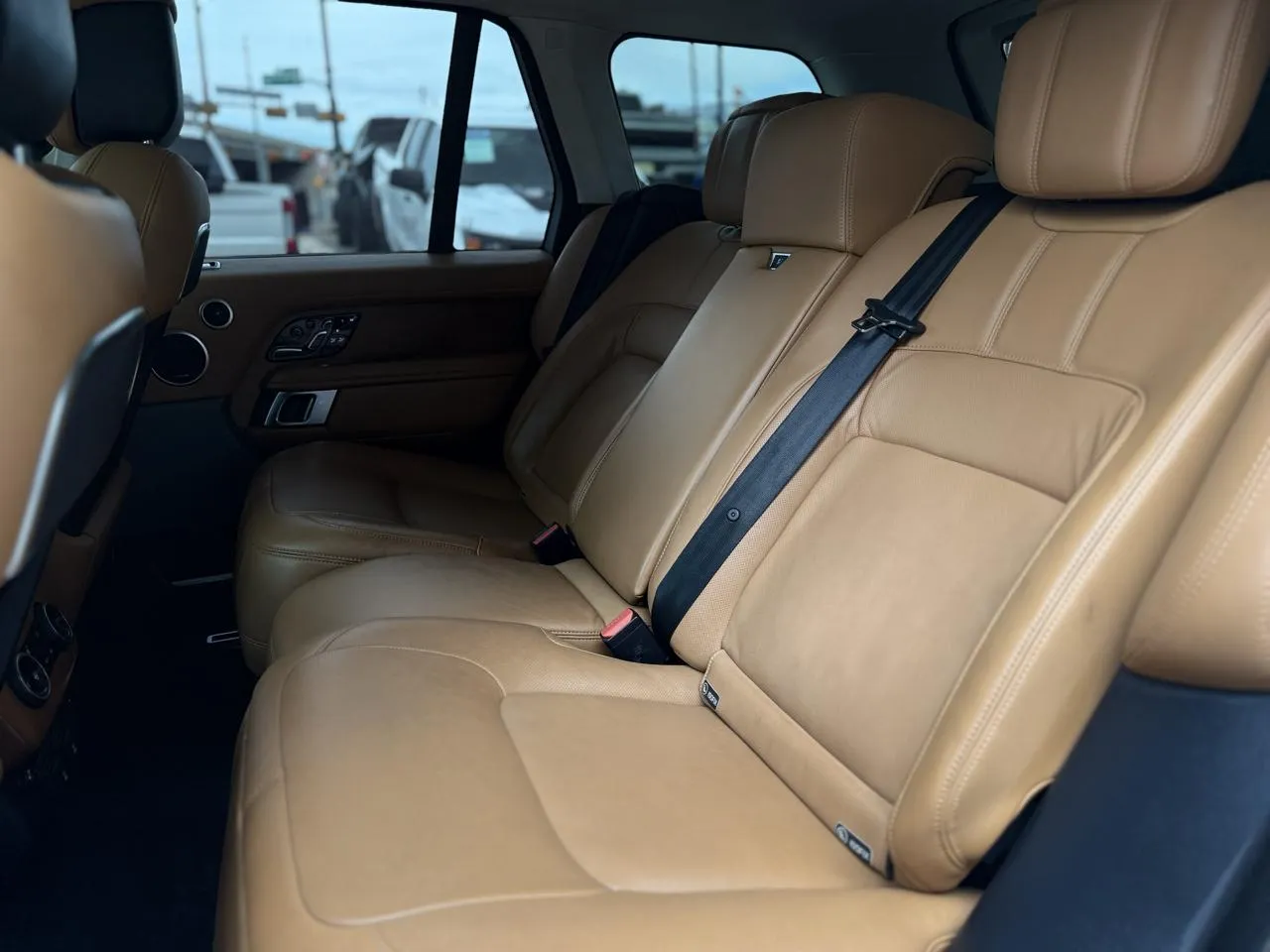 Land Rover Range Rover photo 10