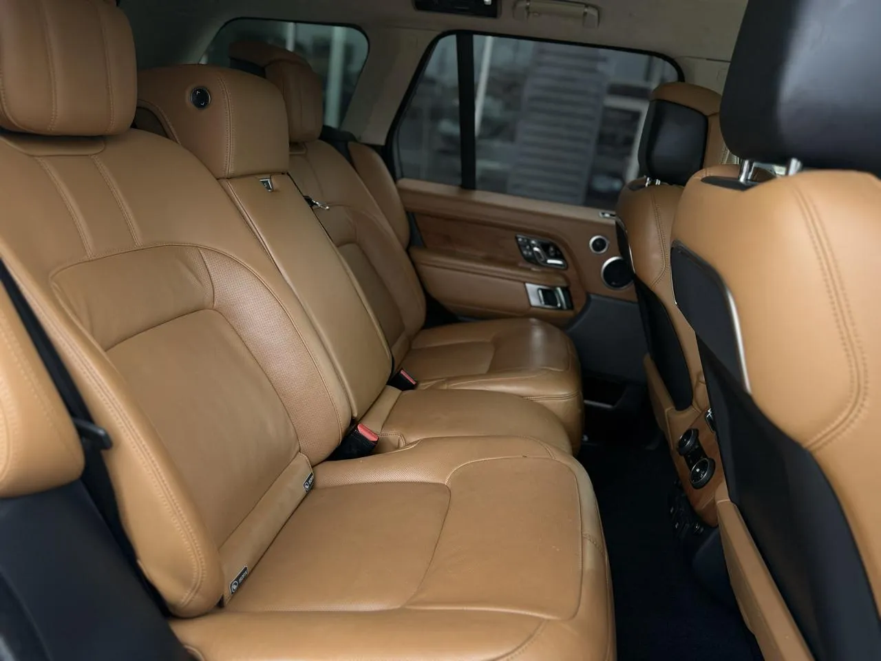 Land Rover Range Rover photo 14