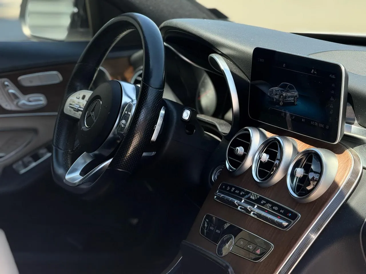 Mercedes-Benz C-Class photo 10
