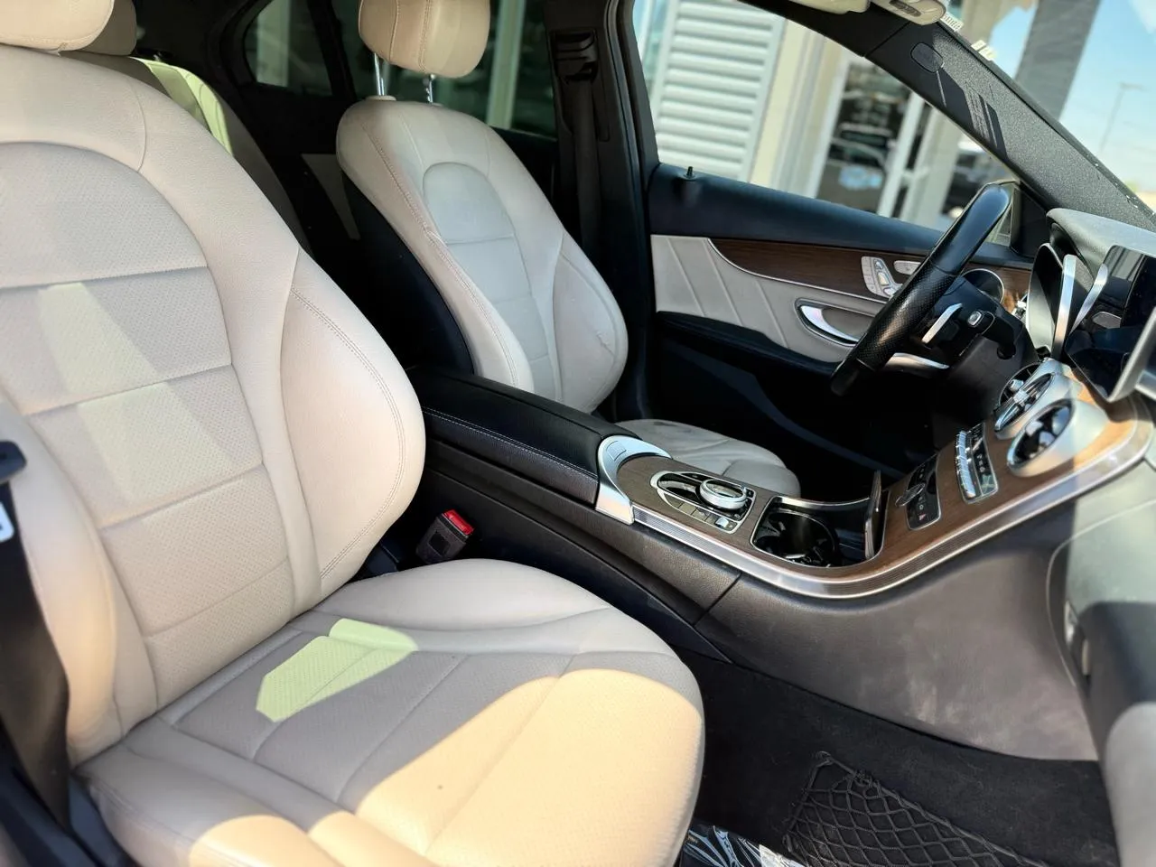 Mercedes-Benz C-Class photo 12