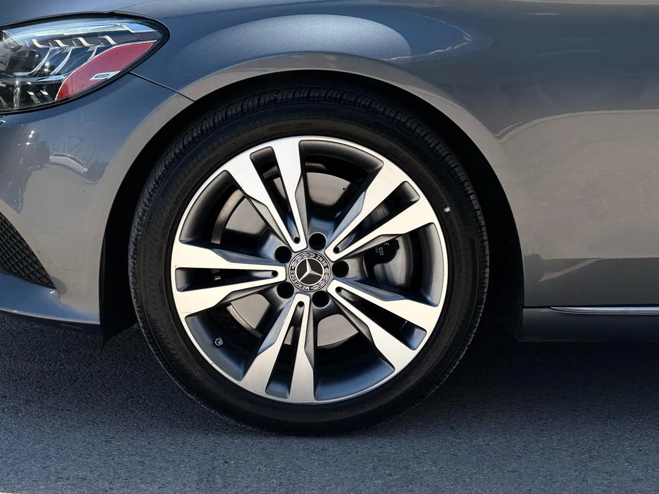 Mercedes-Benz C-Class photo 8