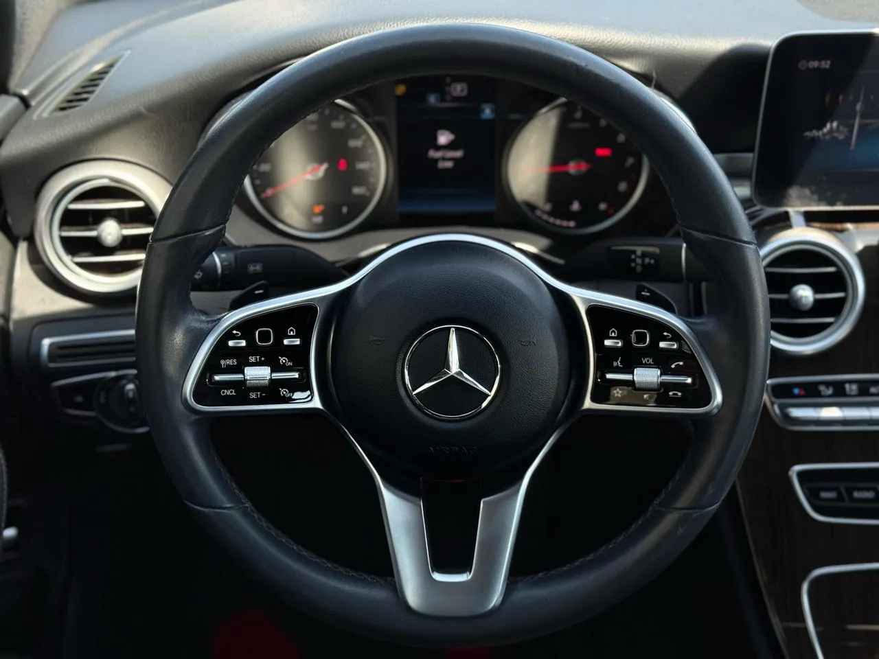 Mercedes-Benz C-Class photo 18