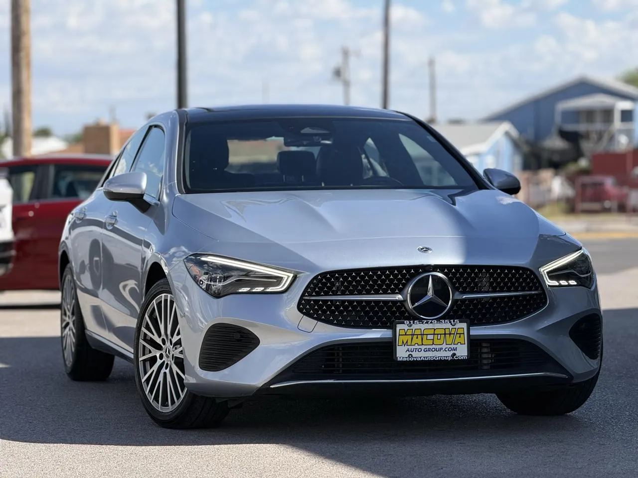 Mercedes-Benz CLA photo 2