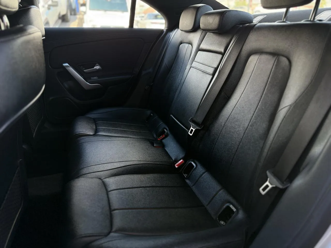 Mercedes-Benz CLA photo 10