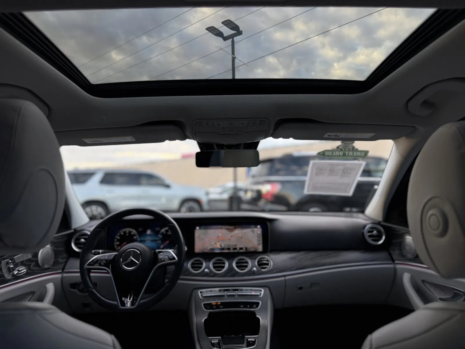 Mercedes-Benz E-Class photo 20