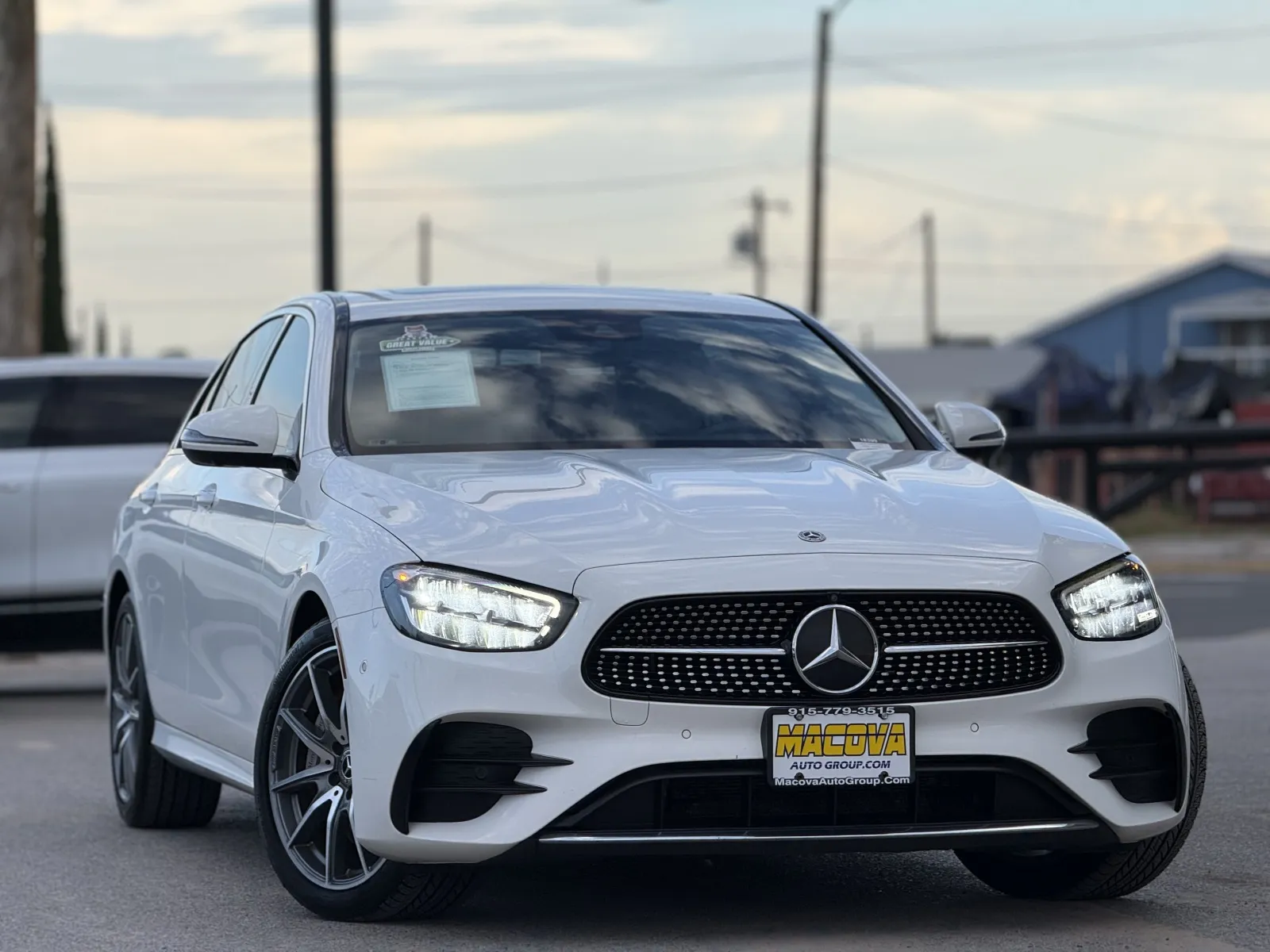 Mercedes-Benz E-Class photo 2