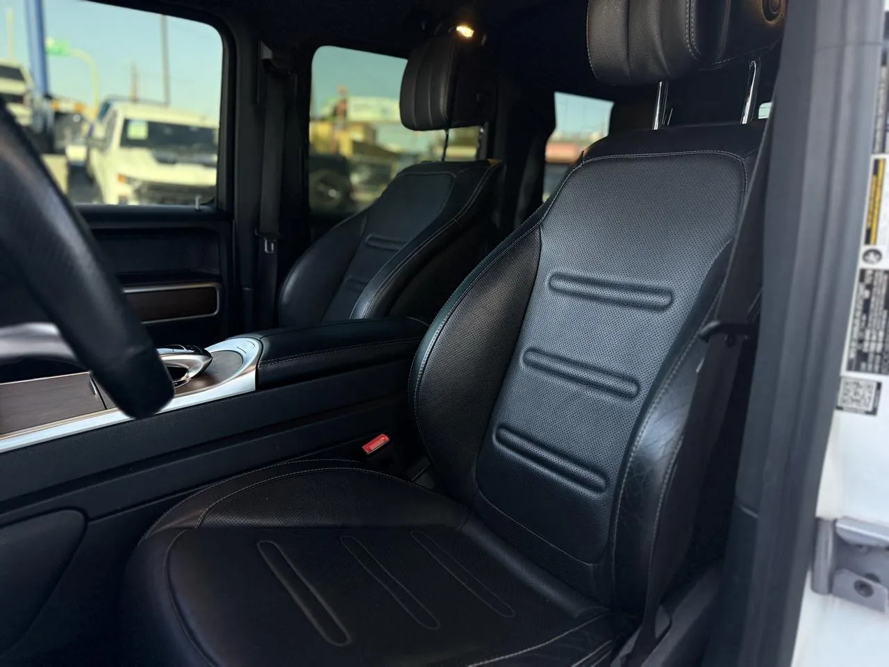 Mercedes-Benz G-Class photo 9
