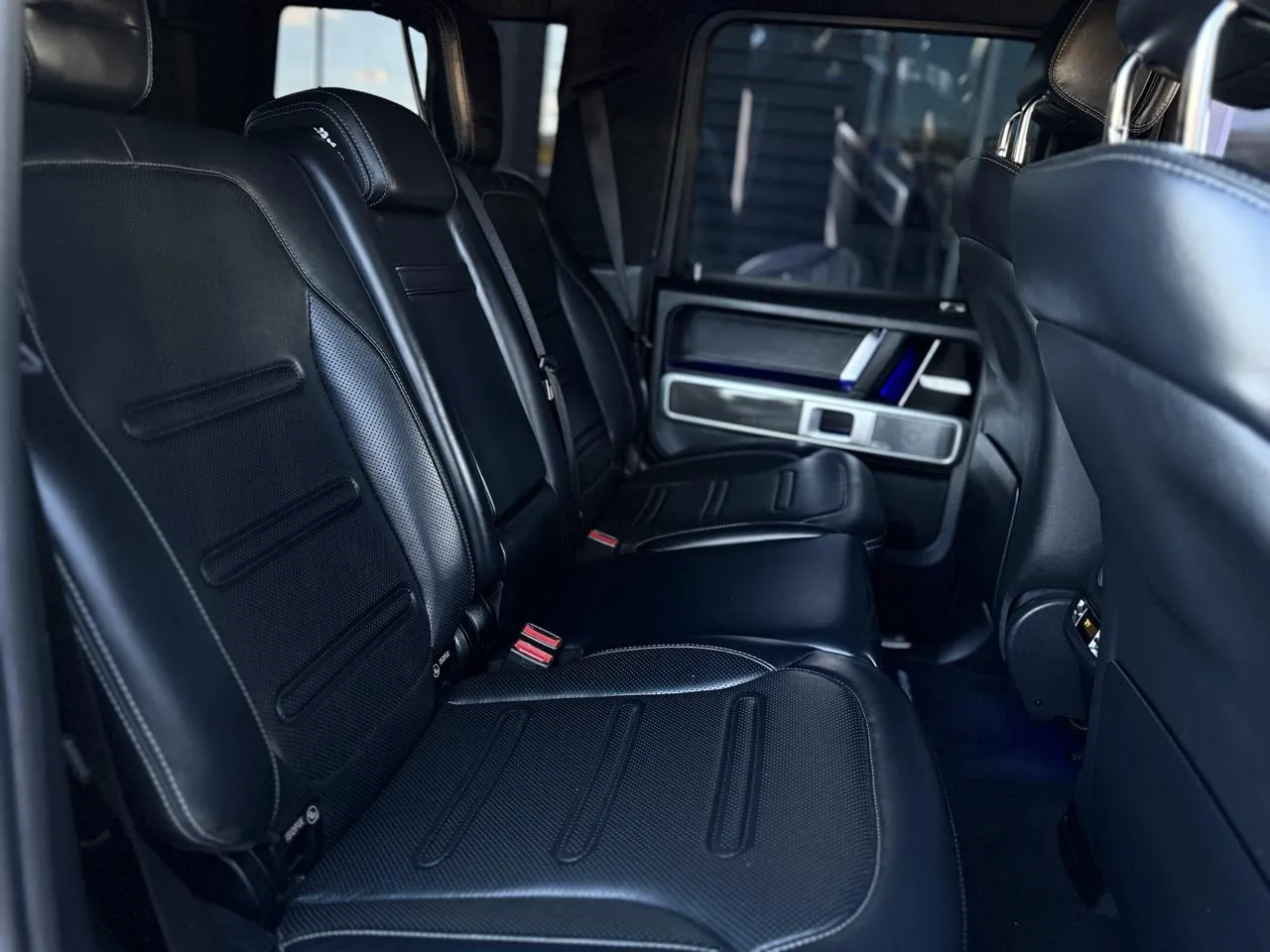 Mercedes-Benz G-Class photo 14