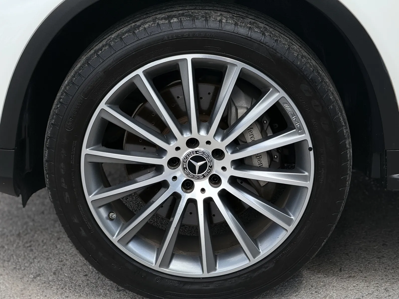 Mercedes-Benz GLC photo 8