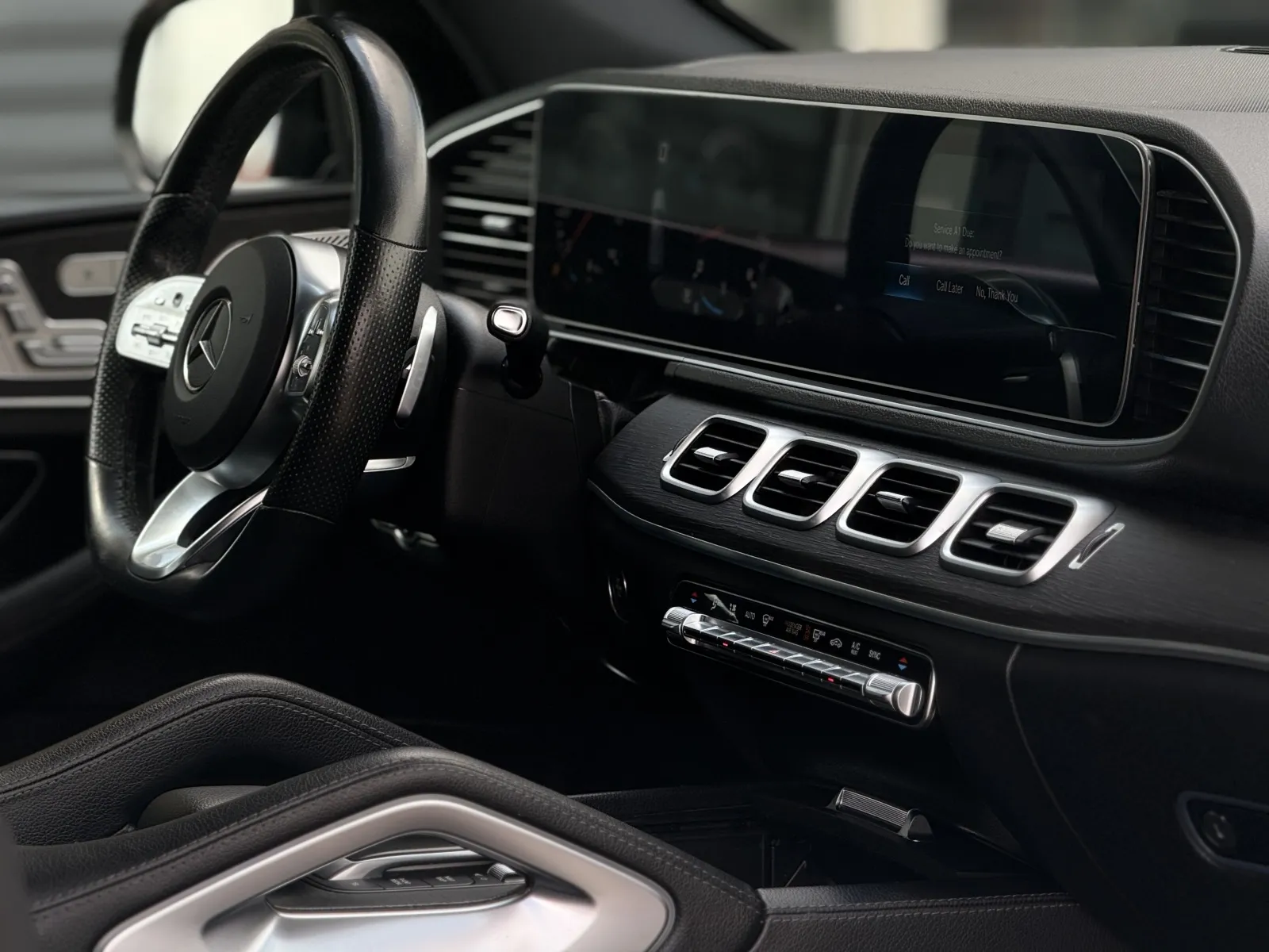 Mercedes-Benz GLE photo 13