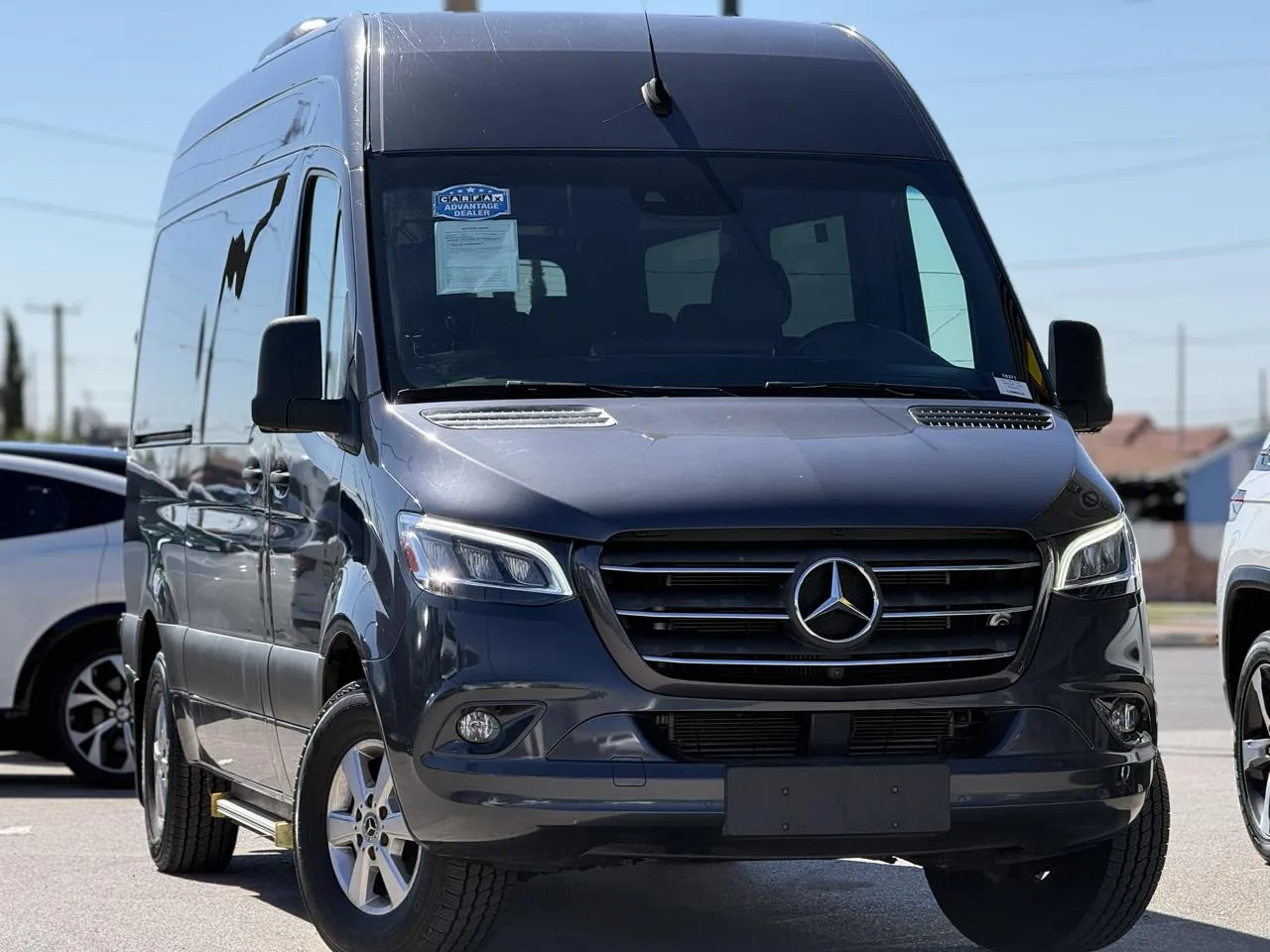 Mercedes-Benz Sprinter photo 2