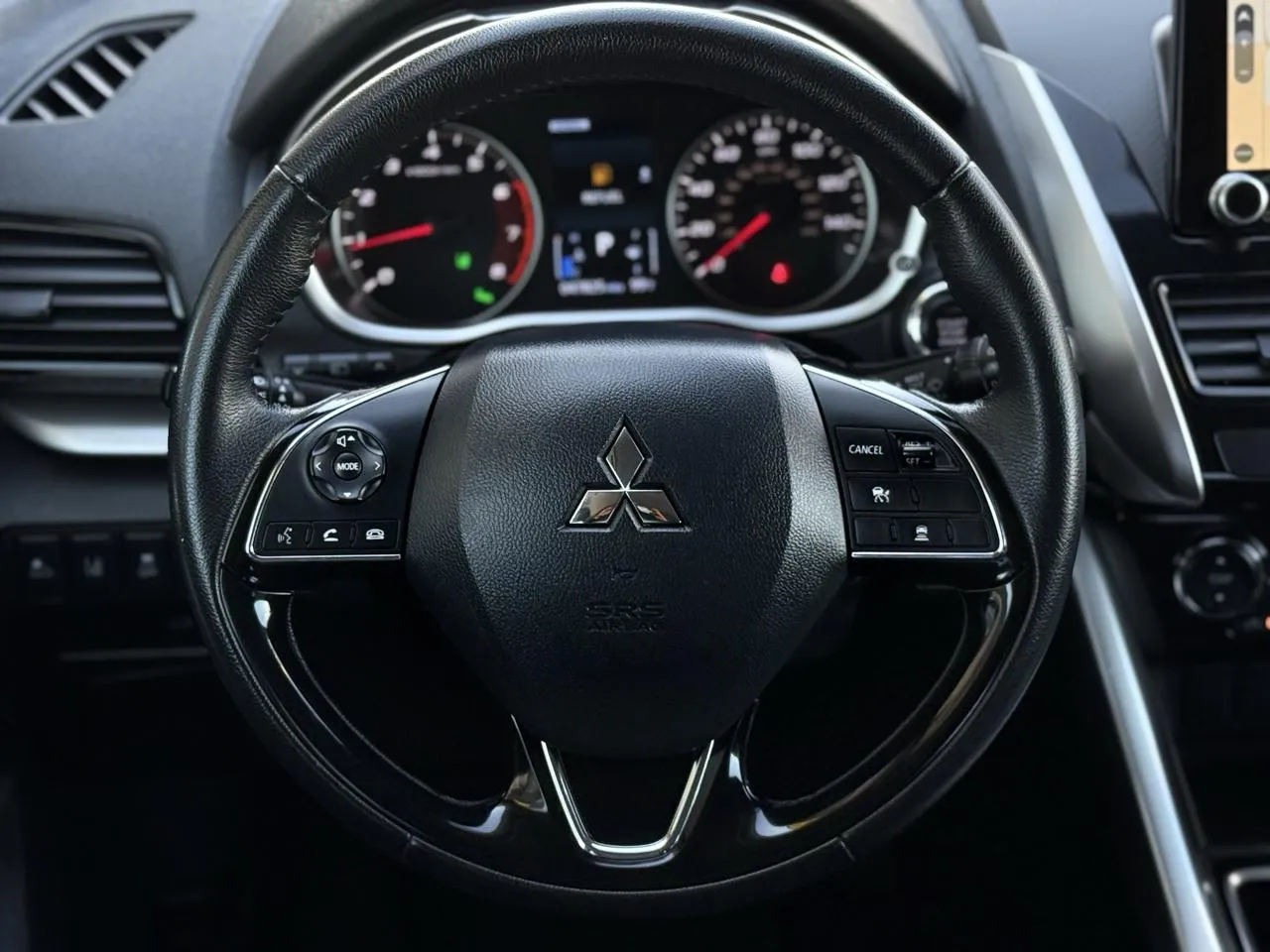Mitsubishi Eclipse Cross photo 17