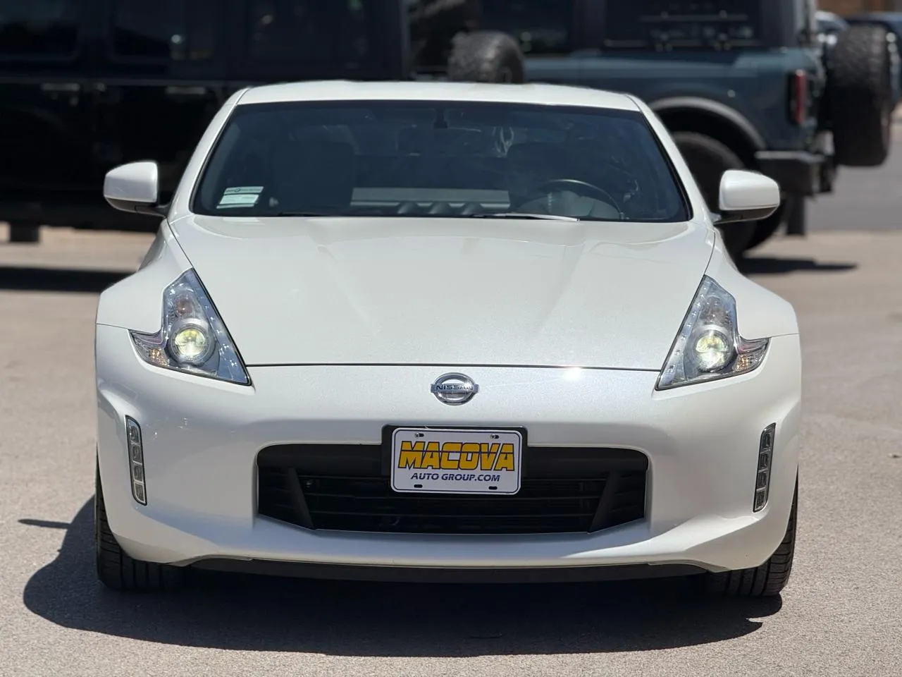 Nissan 370Z photo 3