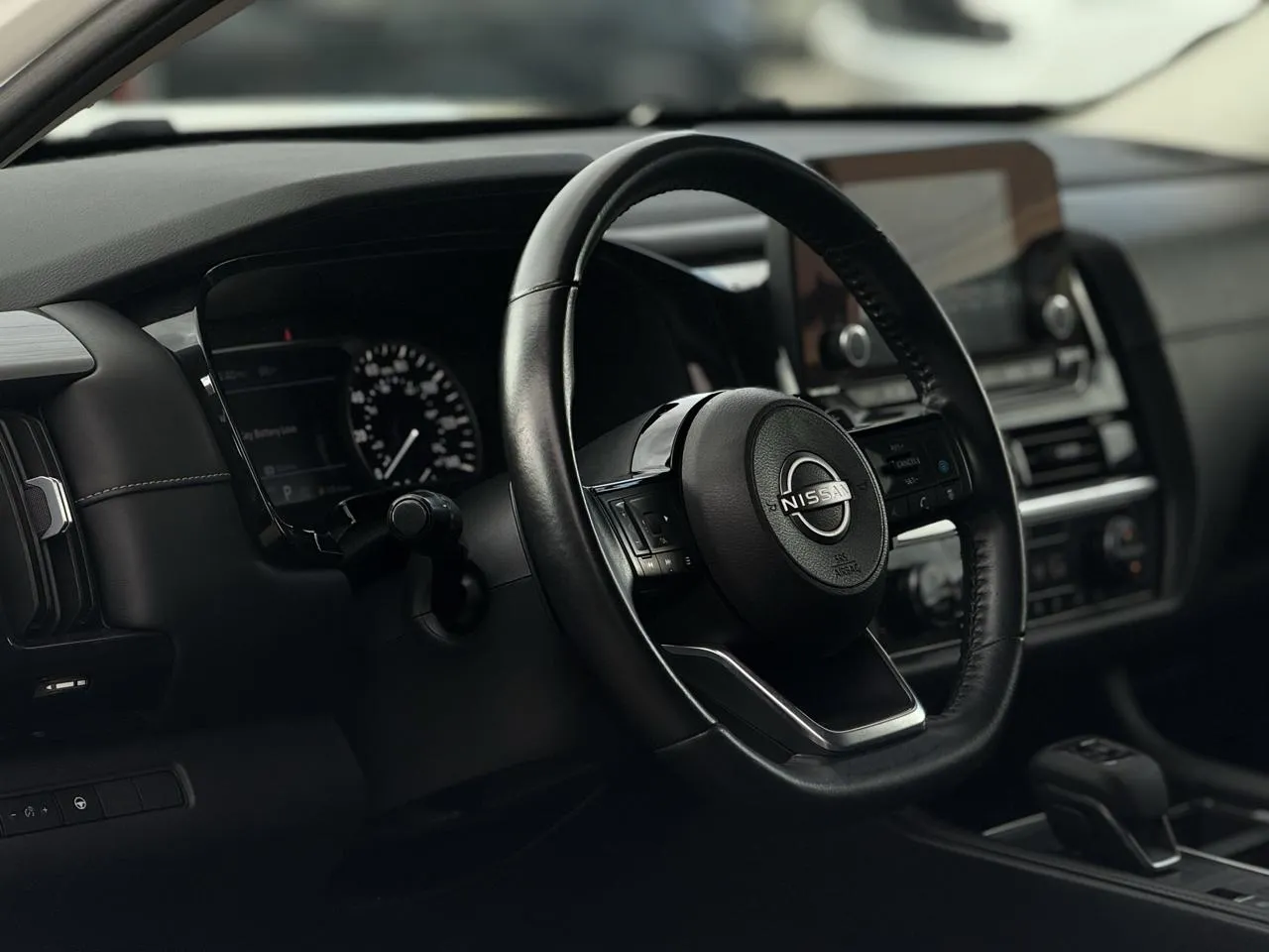 Nissan Pathfinder photo 8