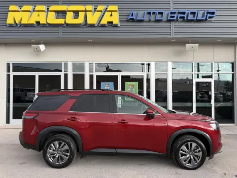 Red 2024 Nissan Pathfinder SV for sale in El Paso, TX