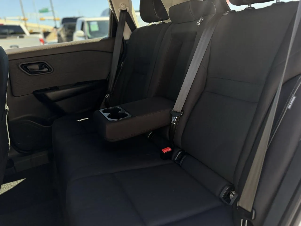 Nissan Rogue photo 11