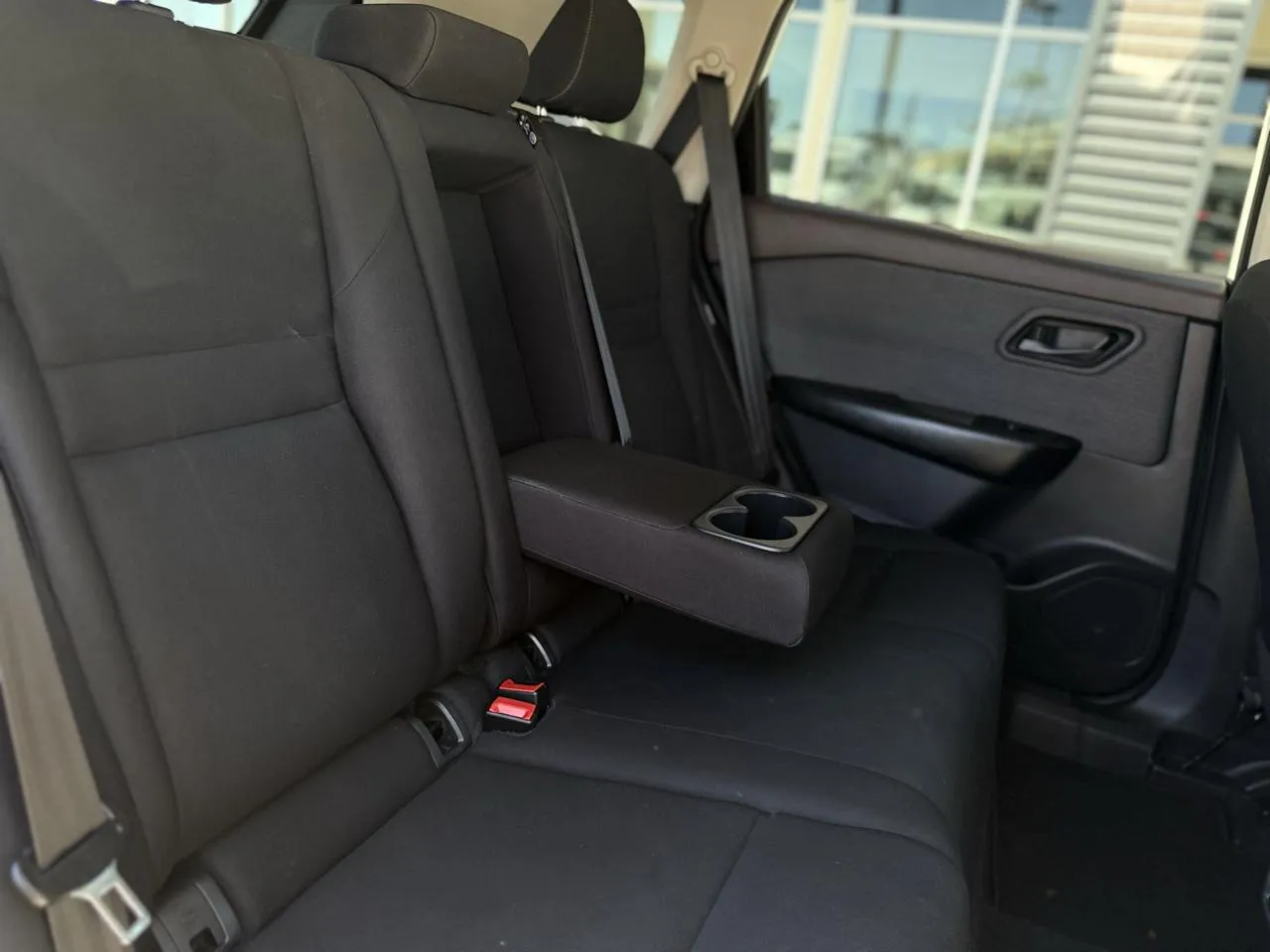 Nissan Rogue photo 14