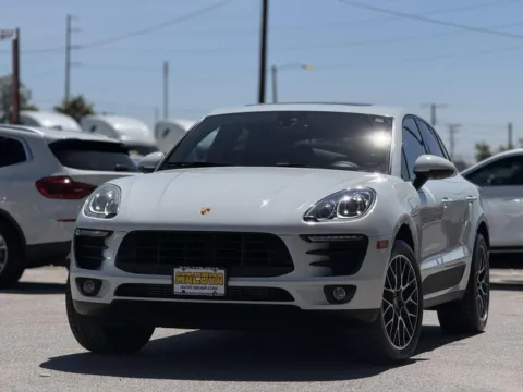 More photos of 2018 Porsche Macan at Macova Auto Group Inc., TX