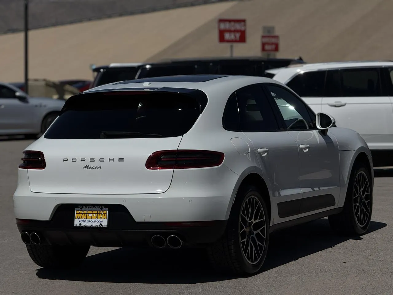 Porsche Macan photo 7