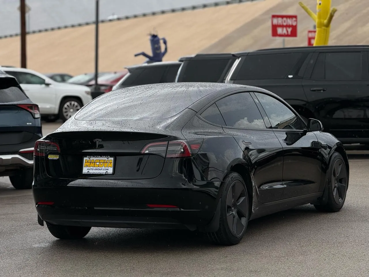 Tesla Model 3 photo 7