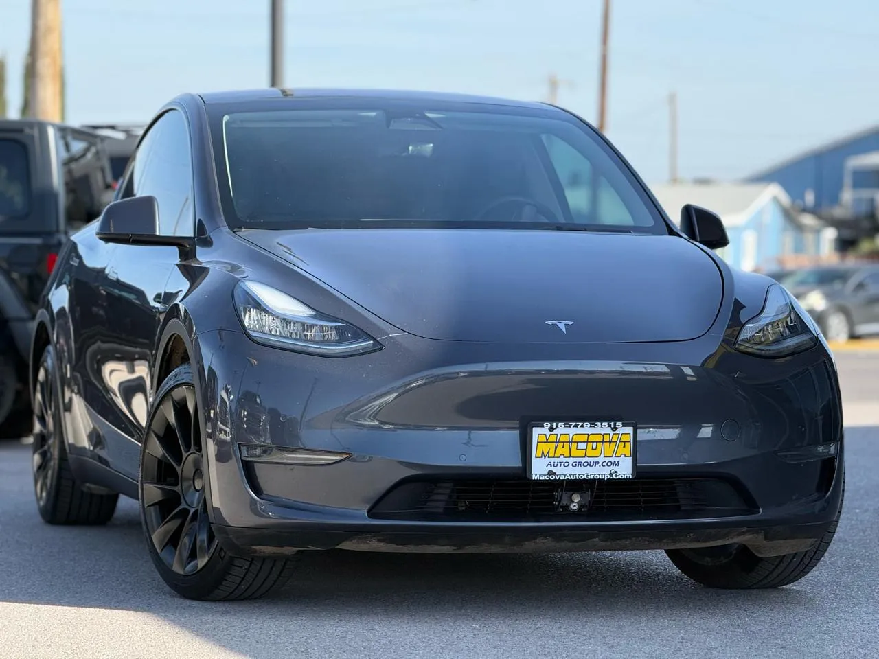 Tesla Model Y photo 2