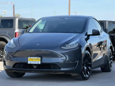 More photos of 2023 Tesla Model Y at Macova Auto Group Inc., TX