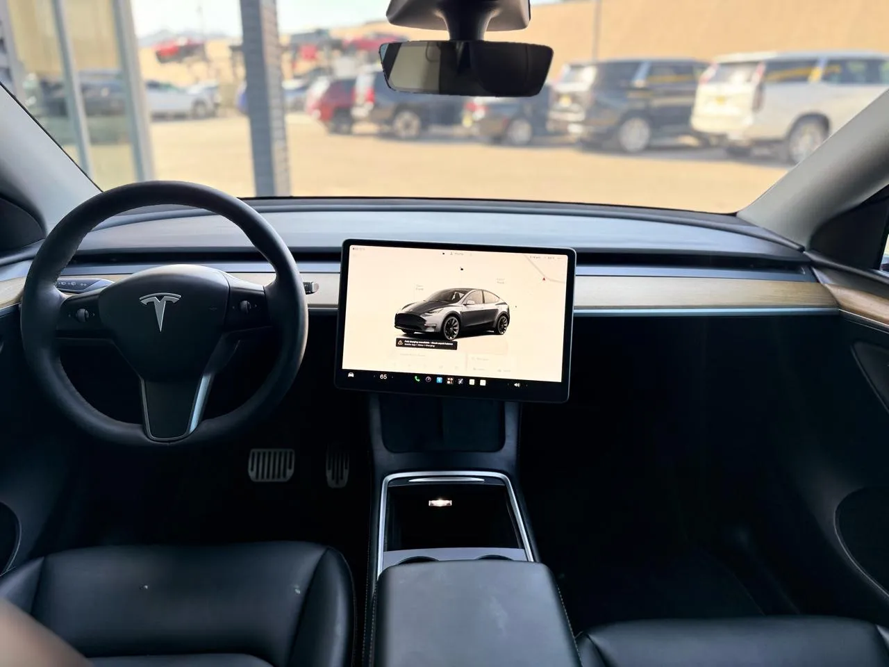 Tesla Model Y photo 14