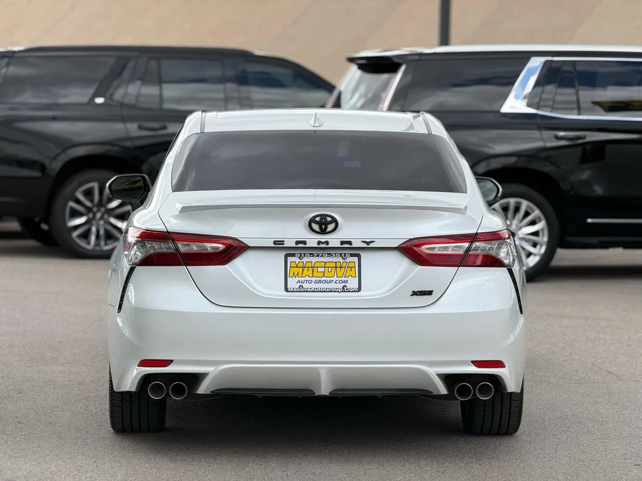 Toyota Camry photo 6