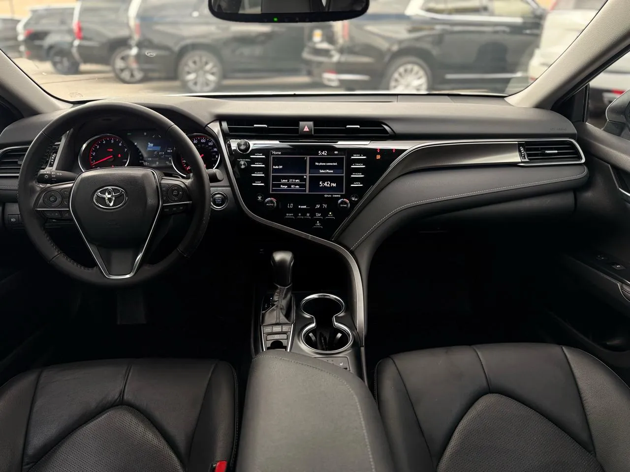 Toyota Camry photo 16
