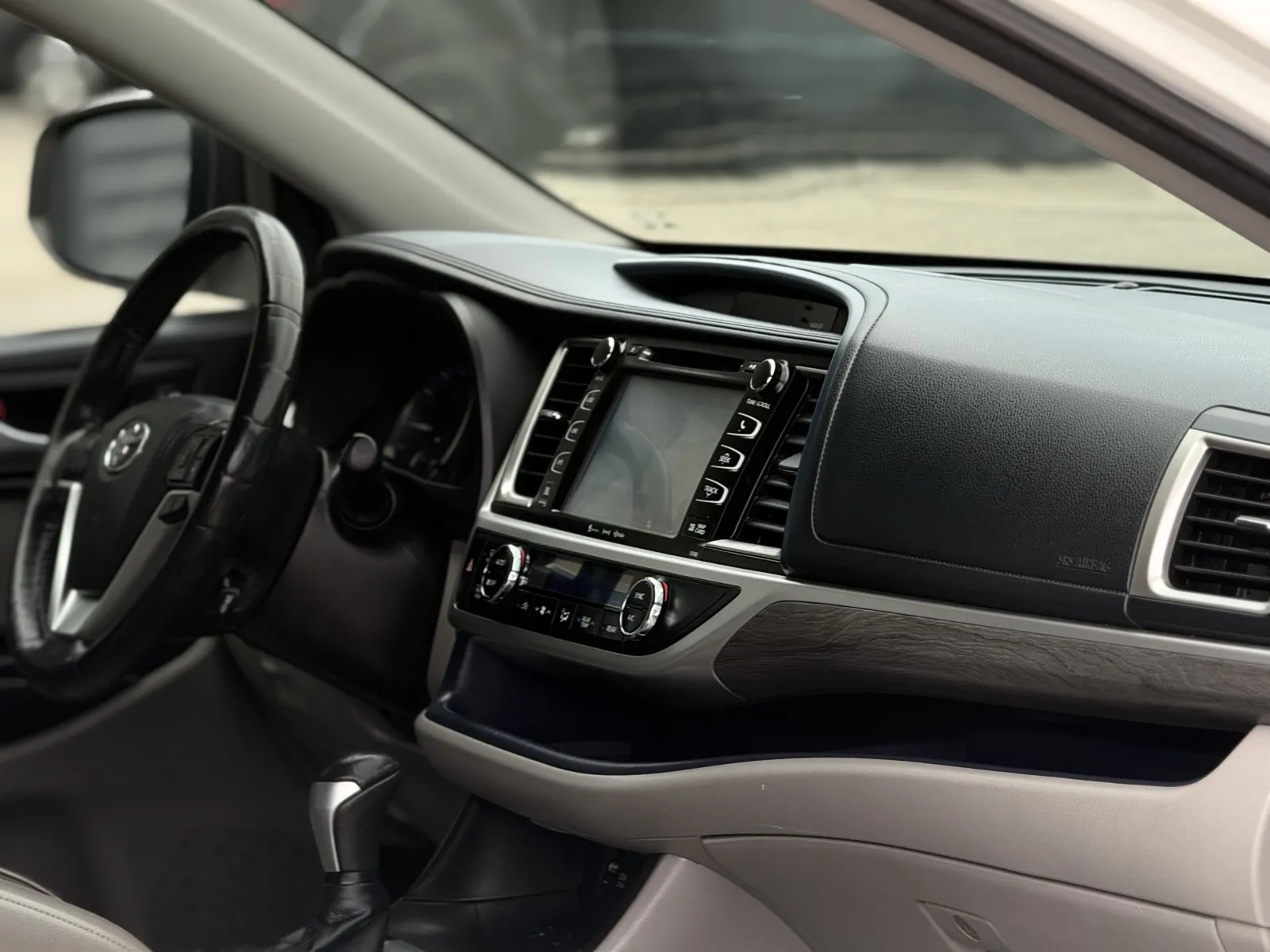 Toyota Highlander photo 14