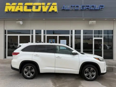 White 2017 Toyota Highlander for sale in El Paso, TX