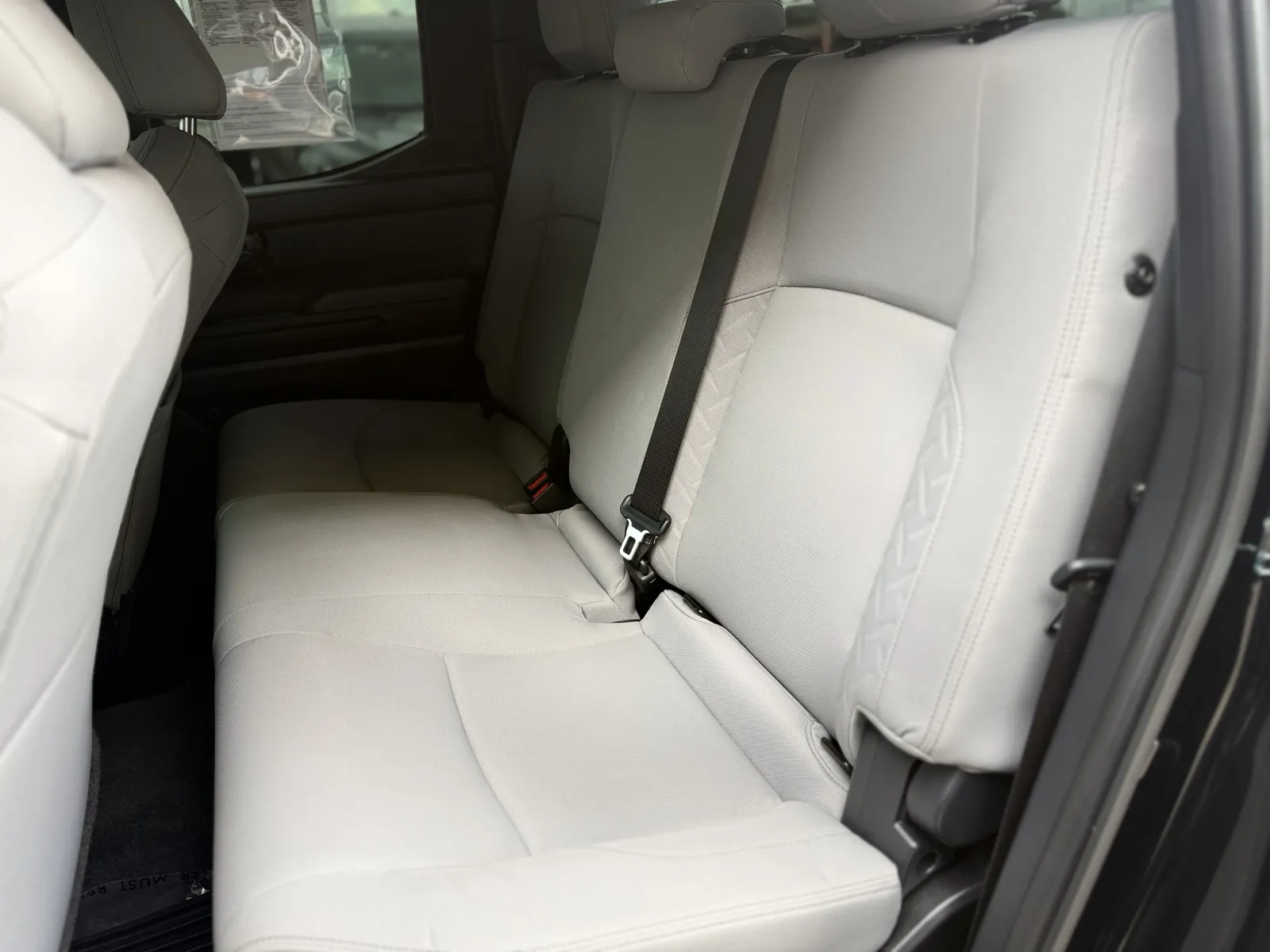 Toyota Tacoma photo 13