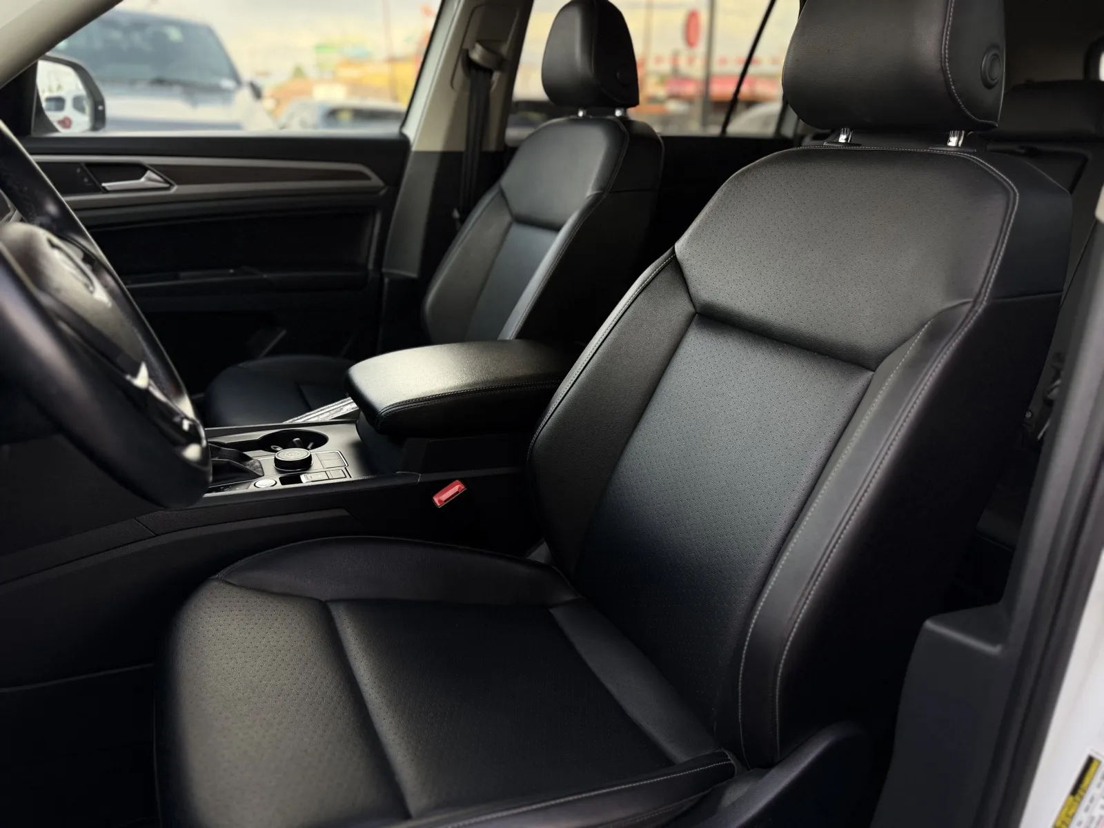 Volkswagen Atlas photo 9