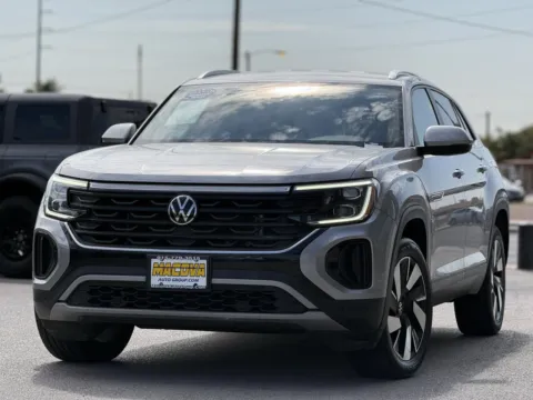 More photos of 2024 Volkswagen Atlas Cross Sport SE 4Motion at Macova Auto Group Inc., TX