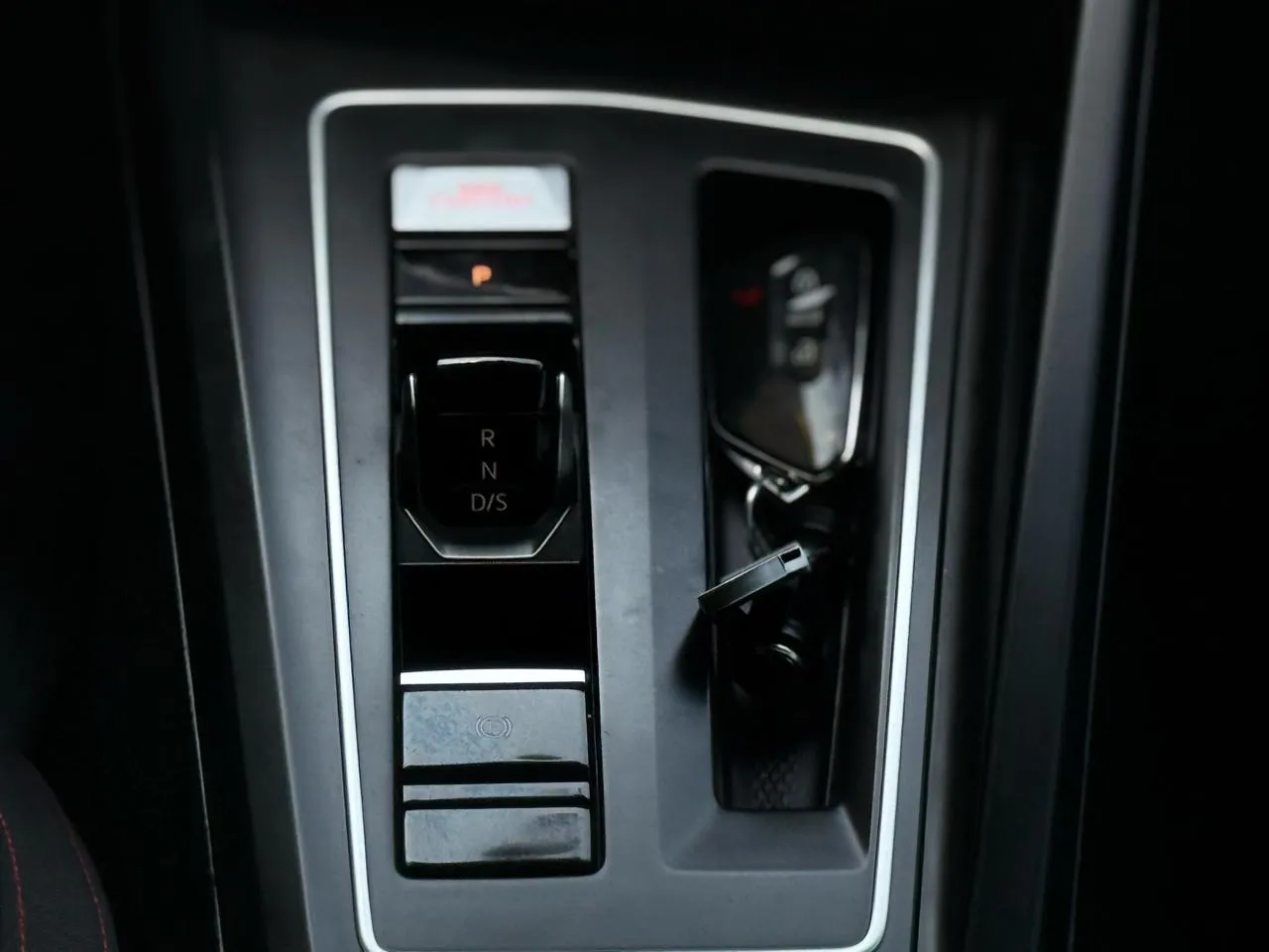 Volkswagen Golf GTI photo 19