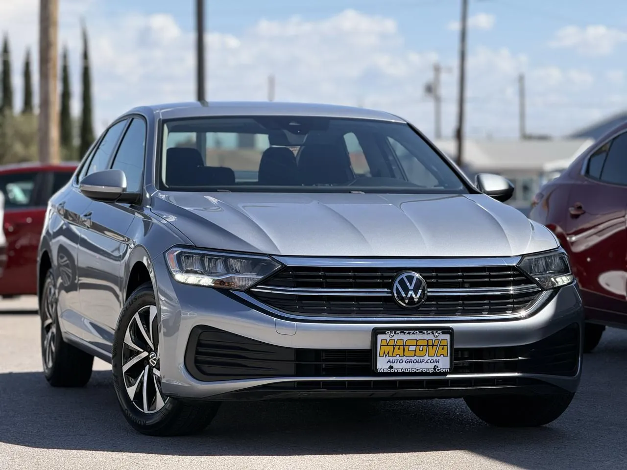 Volkswagen Jetta photo 2